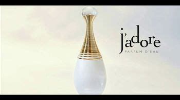 Dior J'adore Parfum D'Eau TV Spot, 'Flowers & Water: Ripples' .